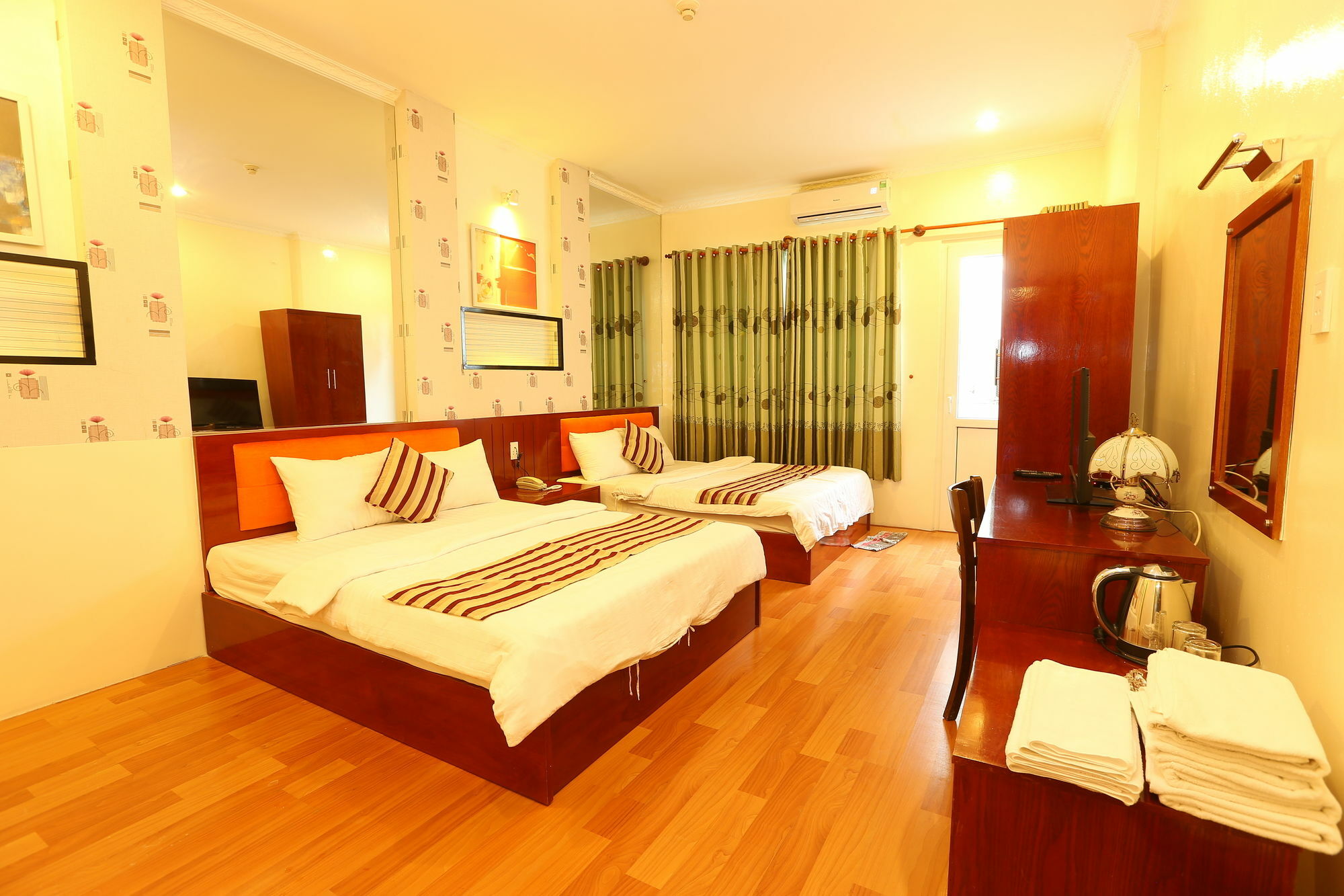 Saigon Crystal Hotel Ho Chi Minh-stad Buitenkant foto
